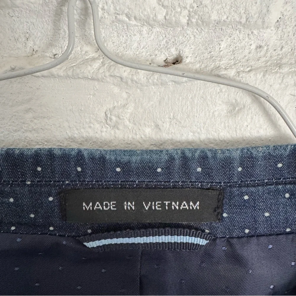 Tommy Hilfiger Navy Polka Dot Sport Coat – Size L48 - $18 - Picture 7 of 13